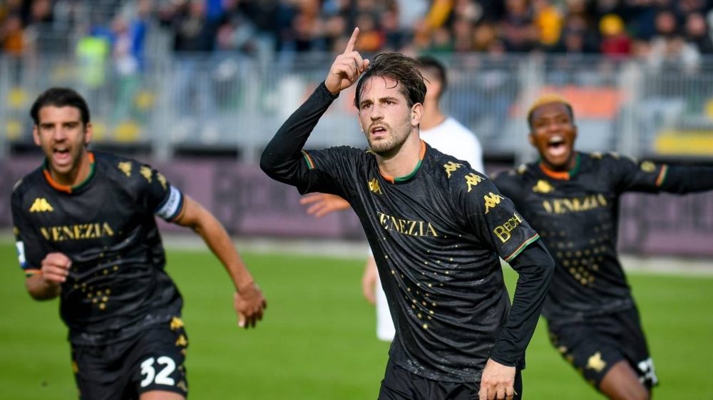 La laguna e il calcio: un binomio unico al mondo