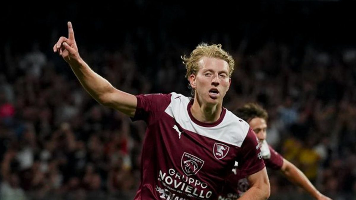 De Boer e la Salernitana: obiettivo Serie B