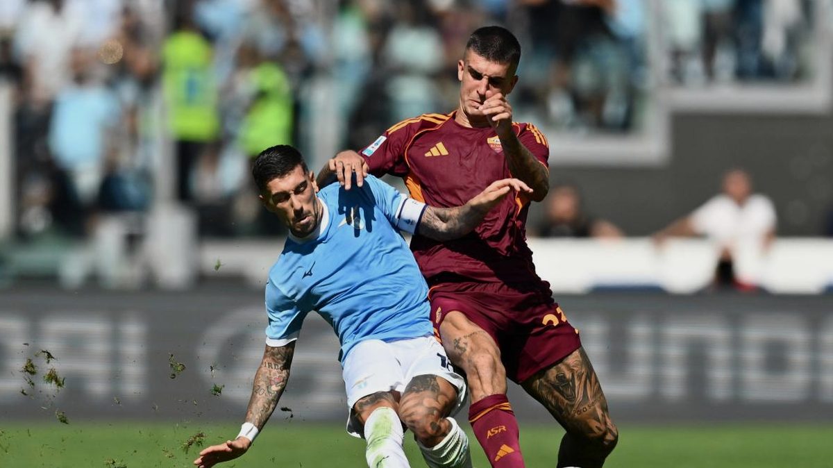 Derby di Roma rinviato dal Prefetto: caos e polemiche