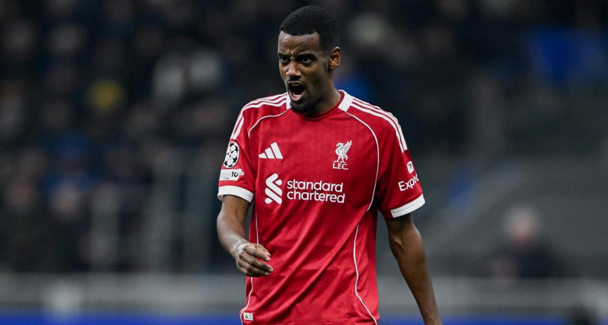Isak guida il Liverpool: Ekitike ko, Champions a rischio