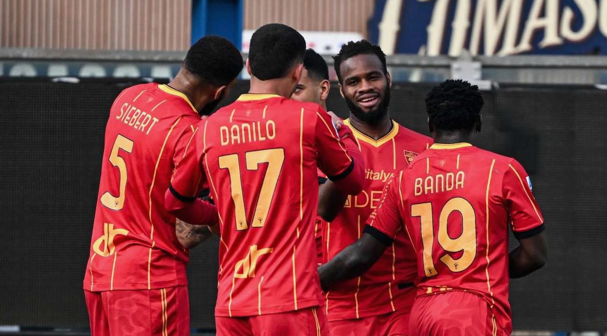 Lecce verso Pisa: Pierotti e Veiga out dagli allenamenti