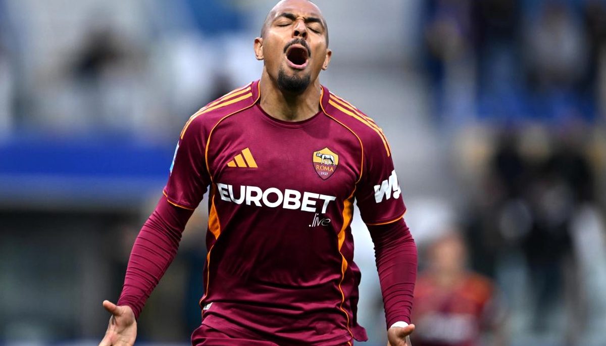 Malen show: la Roma vola verso la Champions