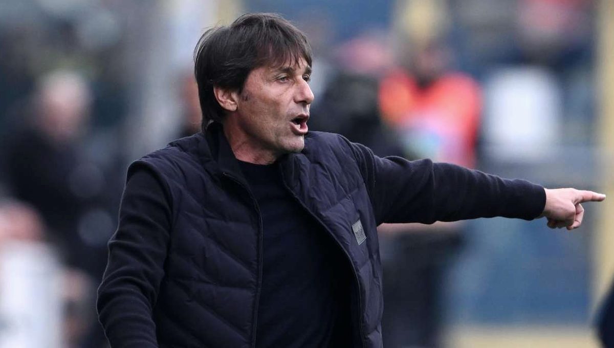 Napoli, il poker di centrocampo non convince: Conte ripensa tutto