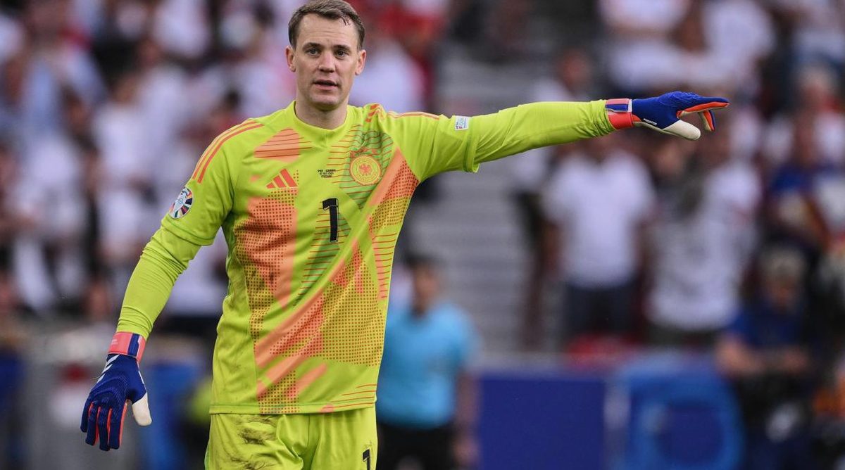 Raccattapalle PSG: Neuer da campione, lontano da Neto