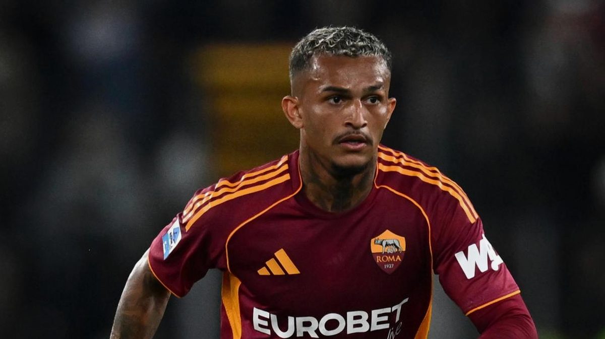 Roma in Champions League: Wesley esulta per il traguardo