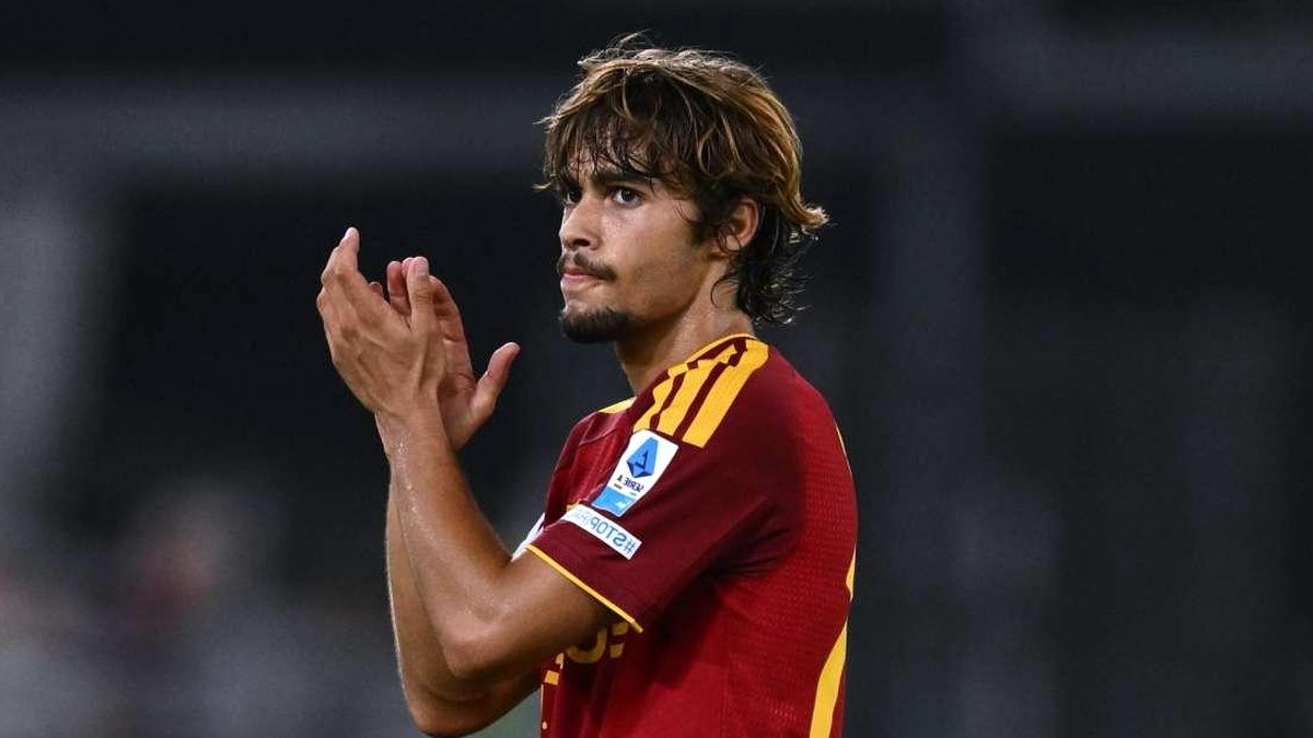 Roma-Genoa: Castro titolare, Mora in vantaggio su Pellegrini