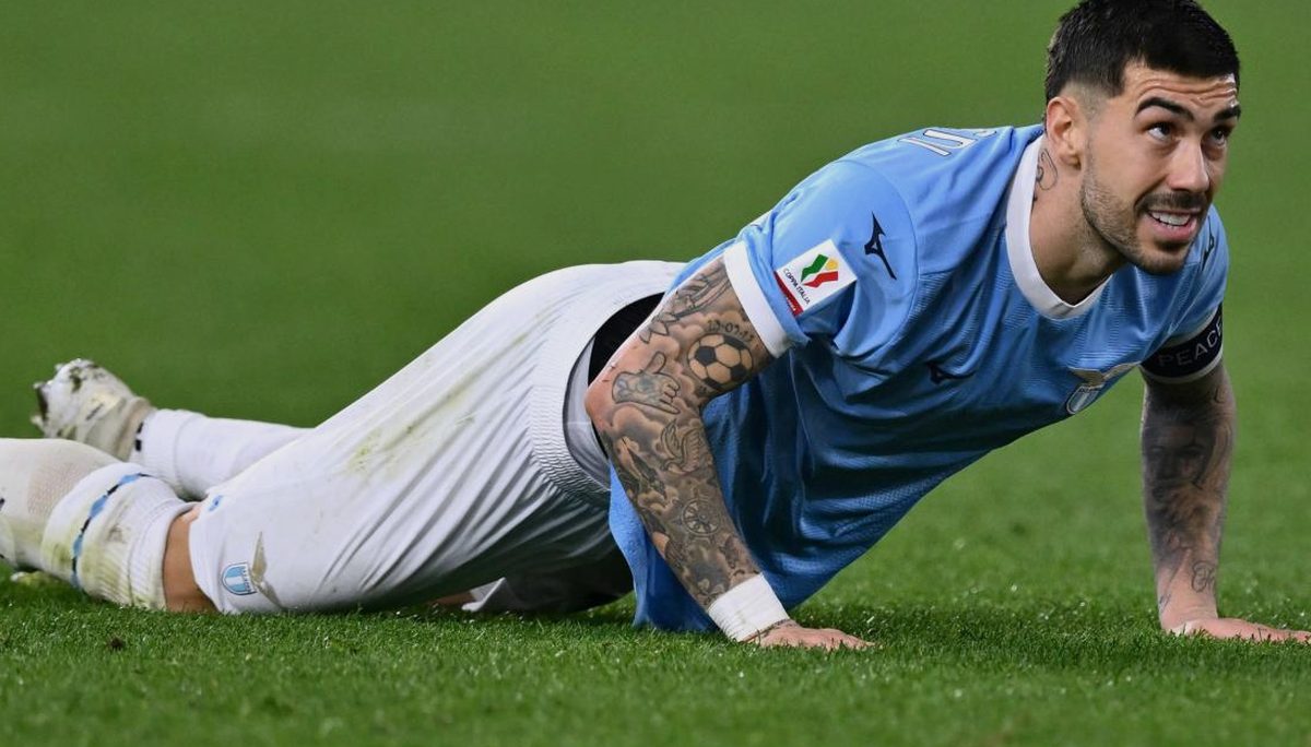 Zaccagni ko in allenamento: la Lazio trema